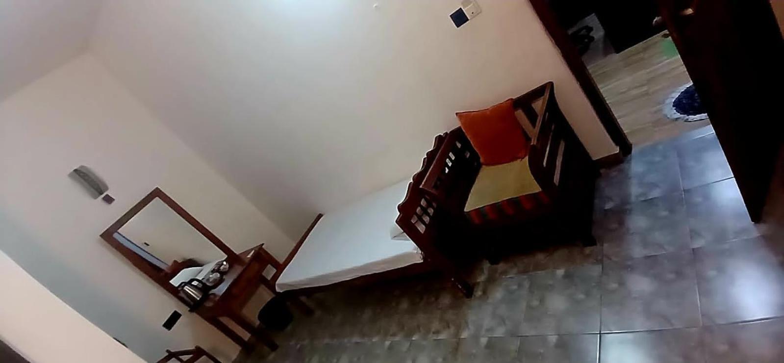 Negombo Royal Villa By Hotel Oviniru Dış mekan fotoğraf